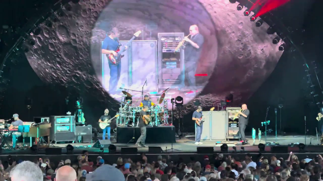 DMB Toronto 2025 (37)
