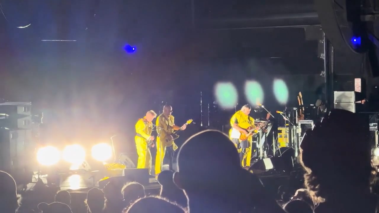 DEVO – Budweiser Stage, Toronto, ON, Canada – September 2025 (8)

