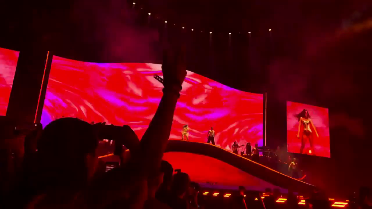 Dua Lipa Toronto 2025 (30)
