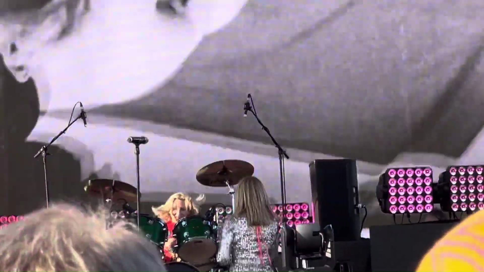 The-Go-Gos-Coachella-2025-11
