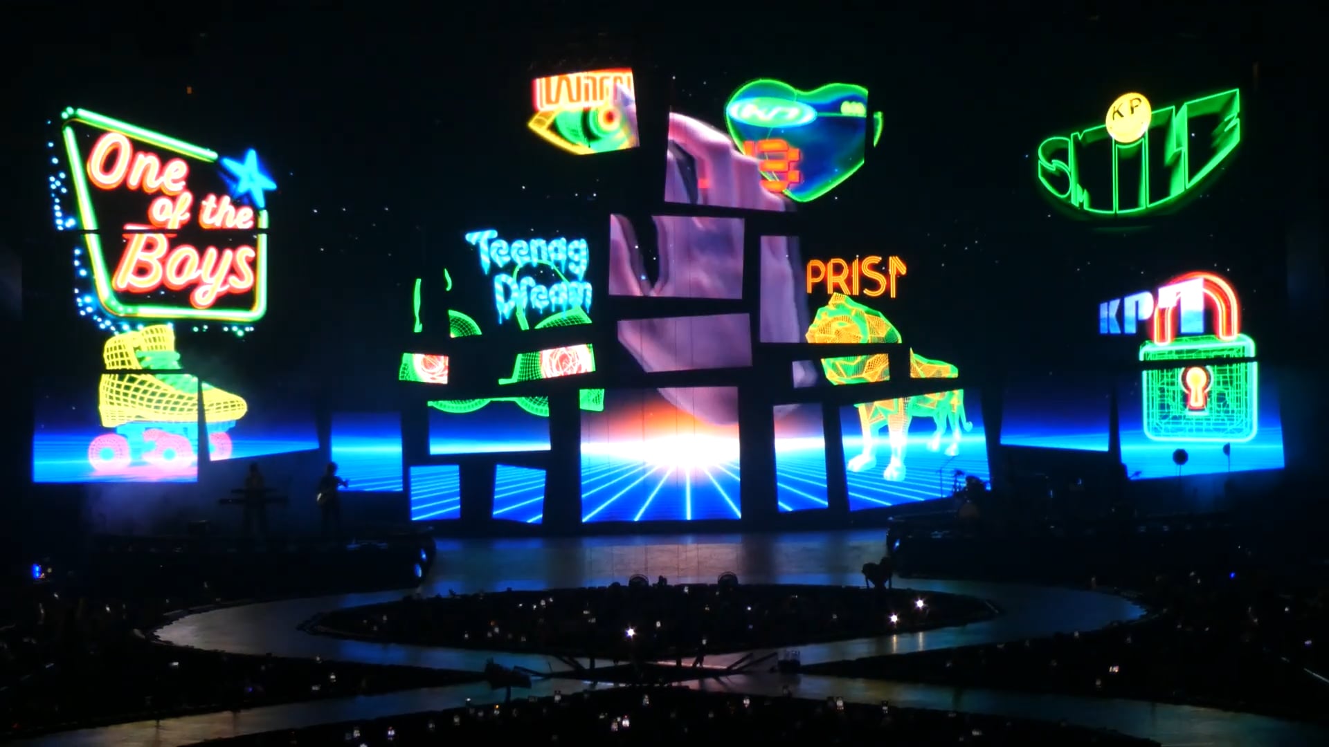 Katy Perry – Prudential Center, Newark, NJ – 2025 (13)
