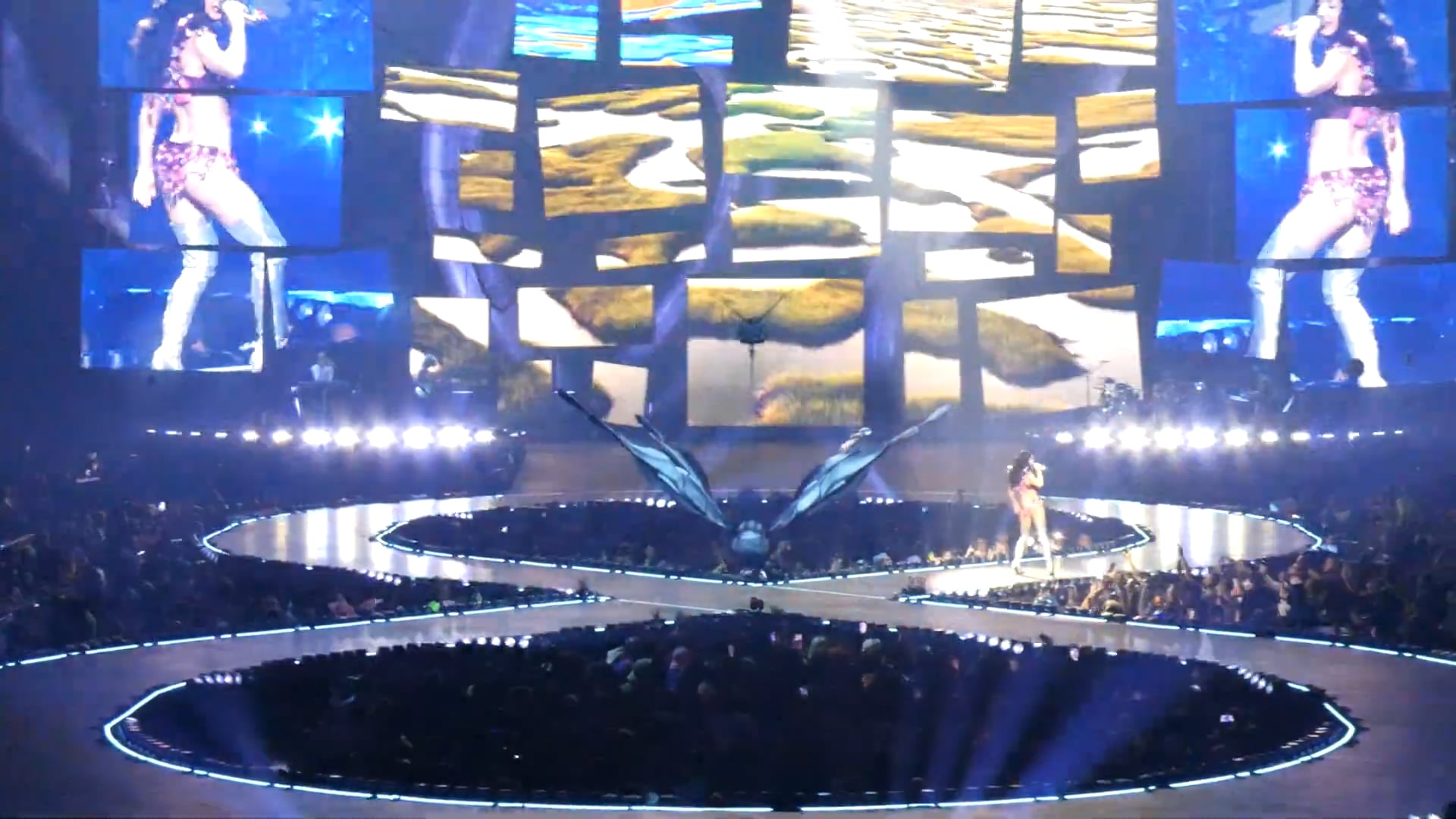 Katy Perry – Prudential Center, Newark, NJ – 2025 (5)
