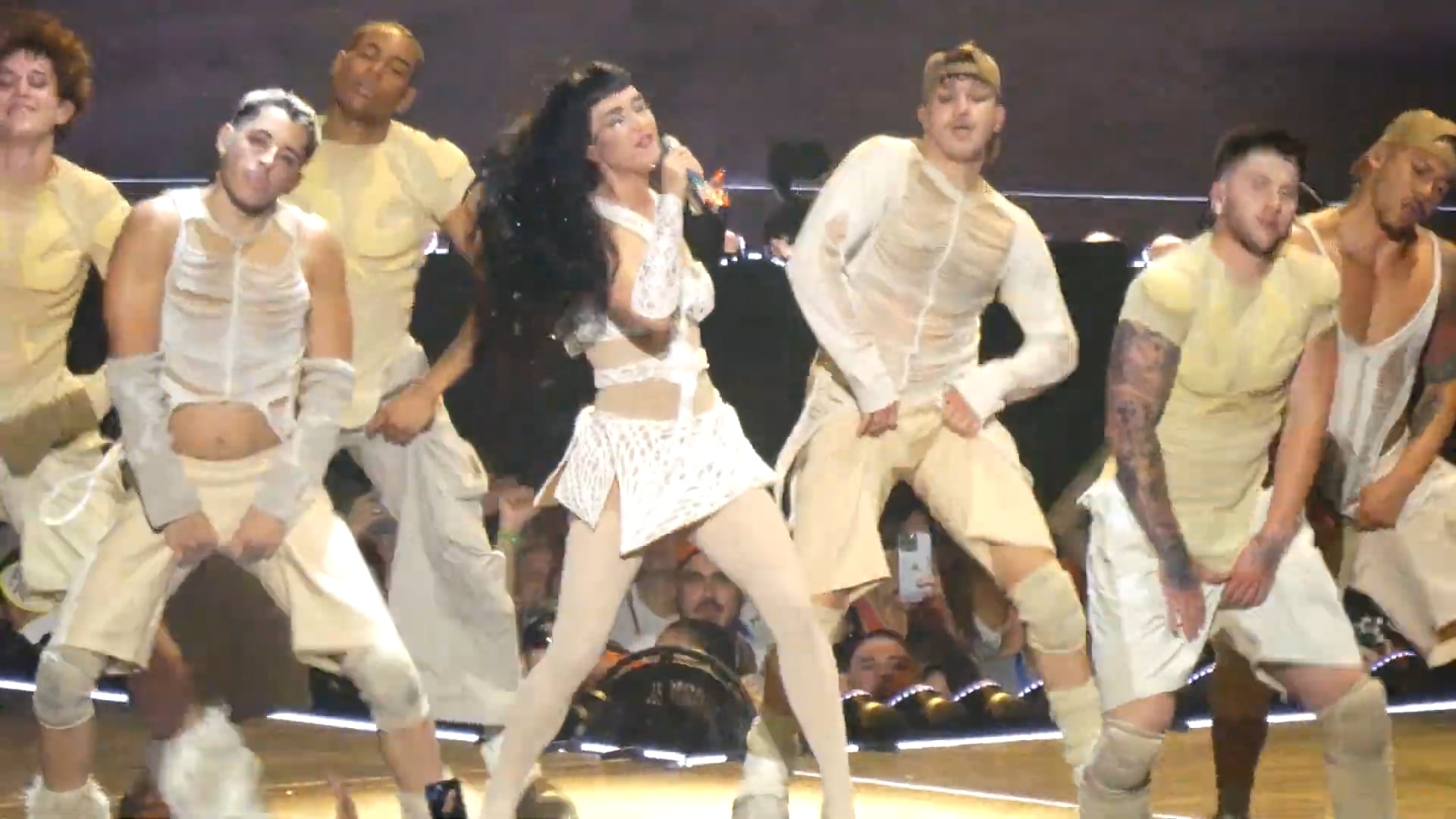 Katy Perry – Prudential Center, Newark, NJ – 2025 (9)
