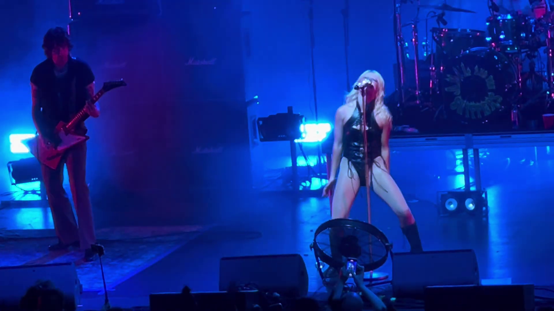 Amyl and The Sniffers Boston 2025 (14)
