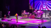 Pat_Benatar_live_28529.jpg