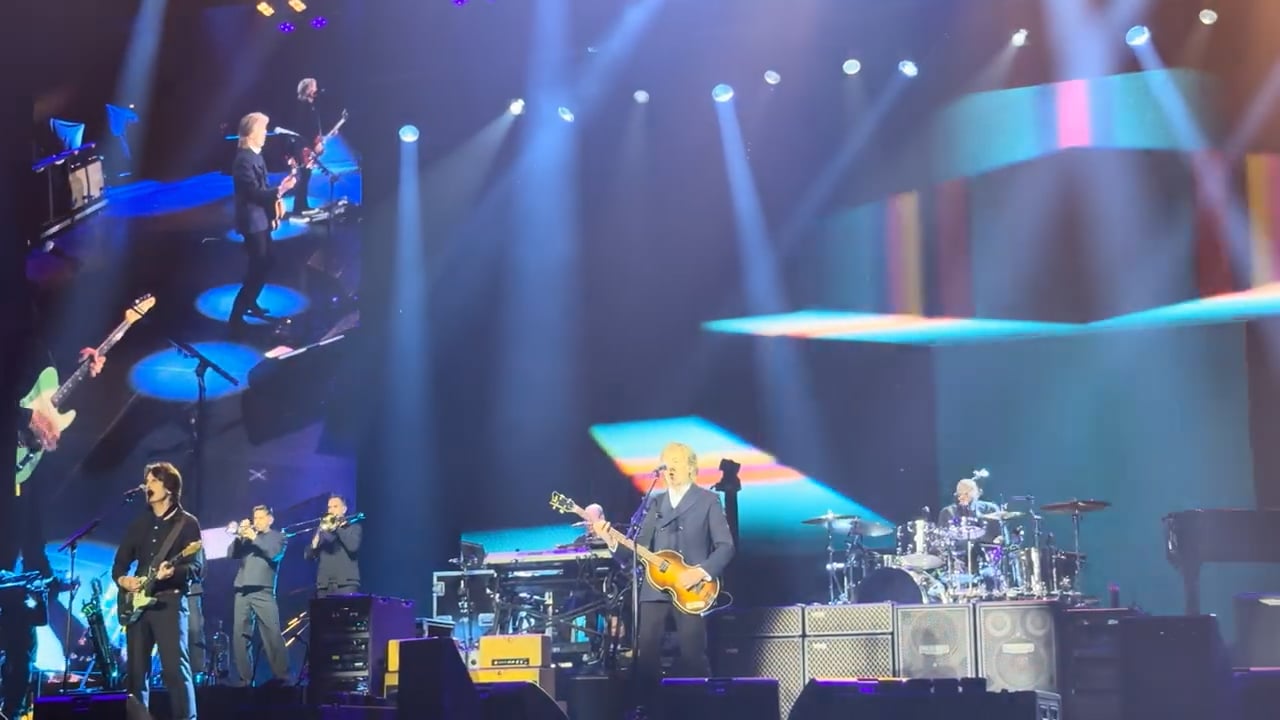 Paul McCartney at Acrisure Arena 2025 (26)
