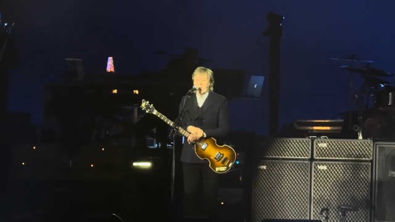 Paul McCartney at Acrisure Arena 2025 (27)
