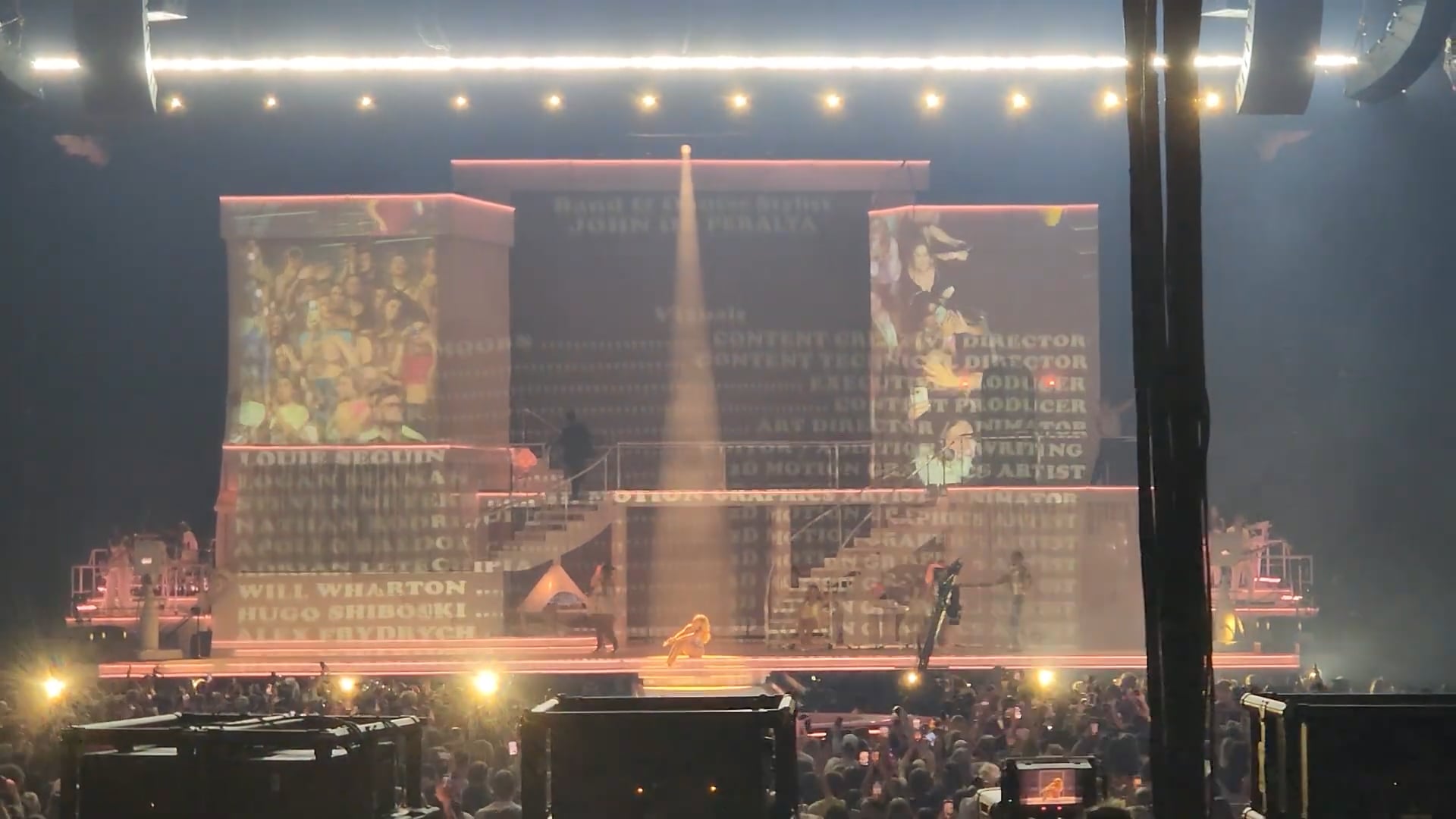 Sabrina Carpenter – Bridgestone Arena, Nashville, TN (November 2025) (12)
