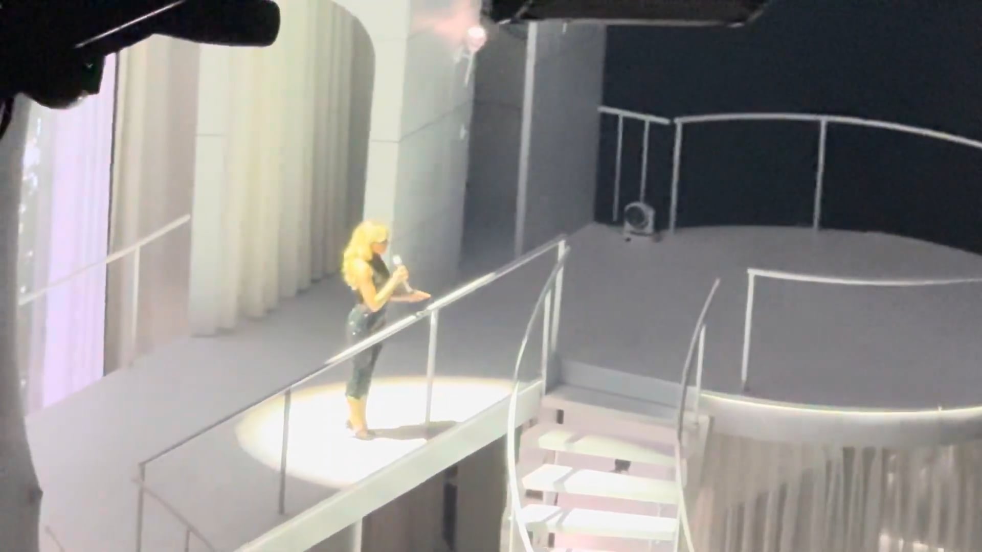 Sabrina Carpenter - Pittsburgh 2025 (9)
