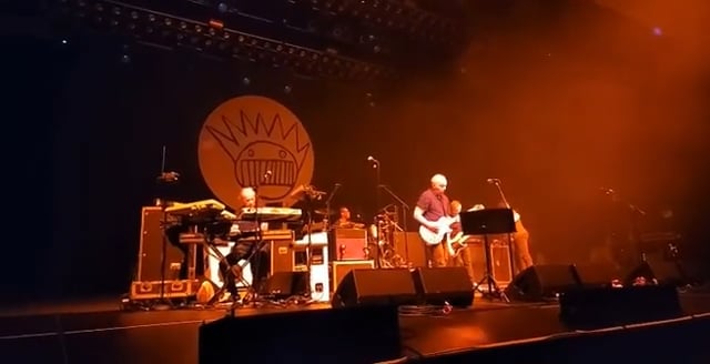 Ween (44)
