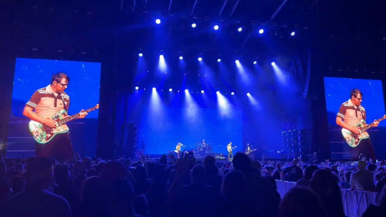 Weezer – Oceans Calling 2025 nude (7)
