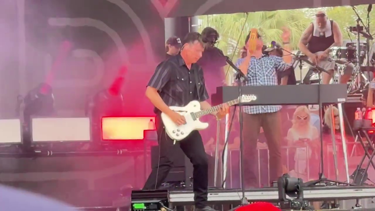 Jimmy-Eat-World-Coachella-2025-4
