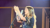 Kelly_Clarkson_Vegas_2025_281629.jpg