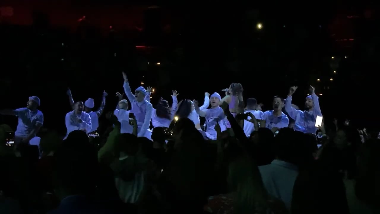 Ariana Grande – Nassau Veterans Memorial Coliseum, November 9th, 2019 (2)
