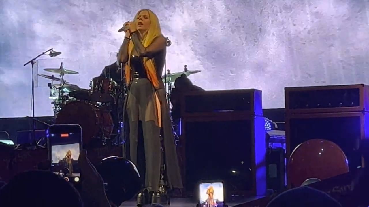 Avril_Lavigne_5
