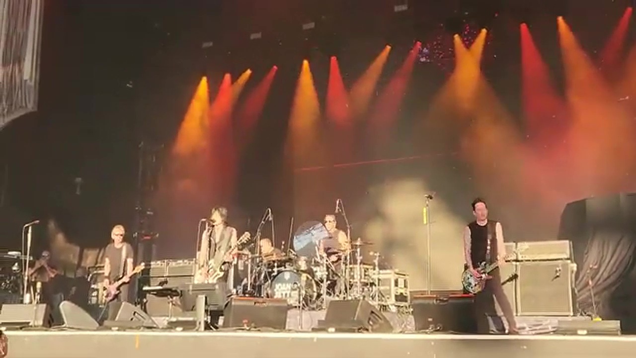 Joan Jett Bethel Woods 2024 (10)
