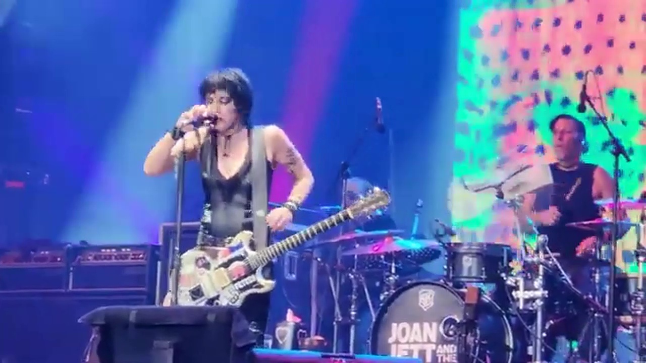 Joan Jett Bethel Woods 2024 (5)
