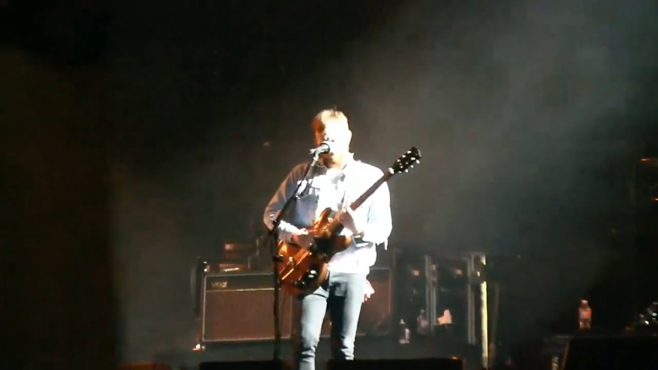 Kings of Leon – MGM Resorts Village, Las Vegas, September 2014 (21)
