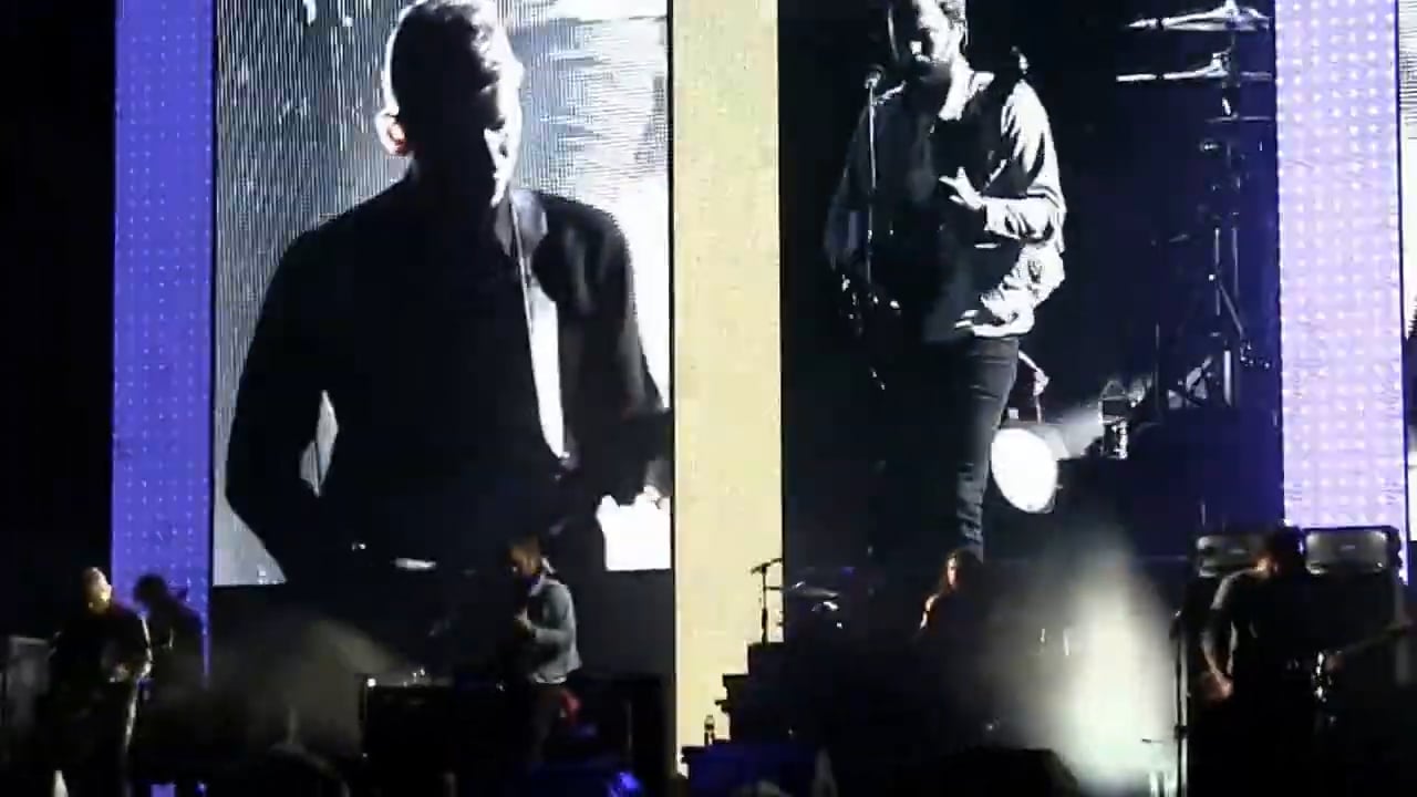 Kings of Leon – MGM Resorts Village, Las Vegas, September 2014 (2)
