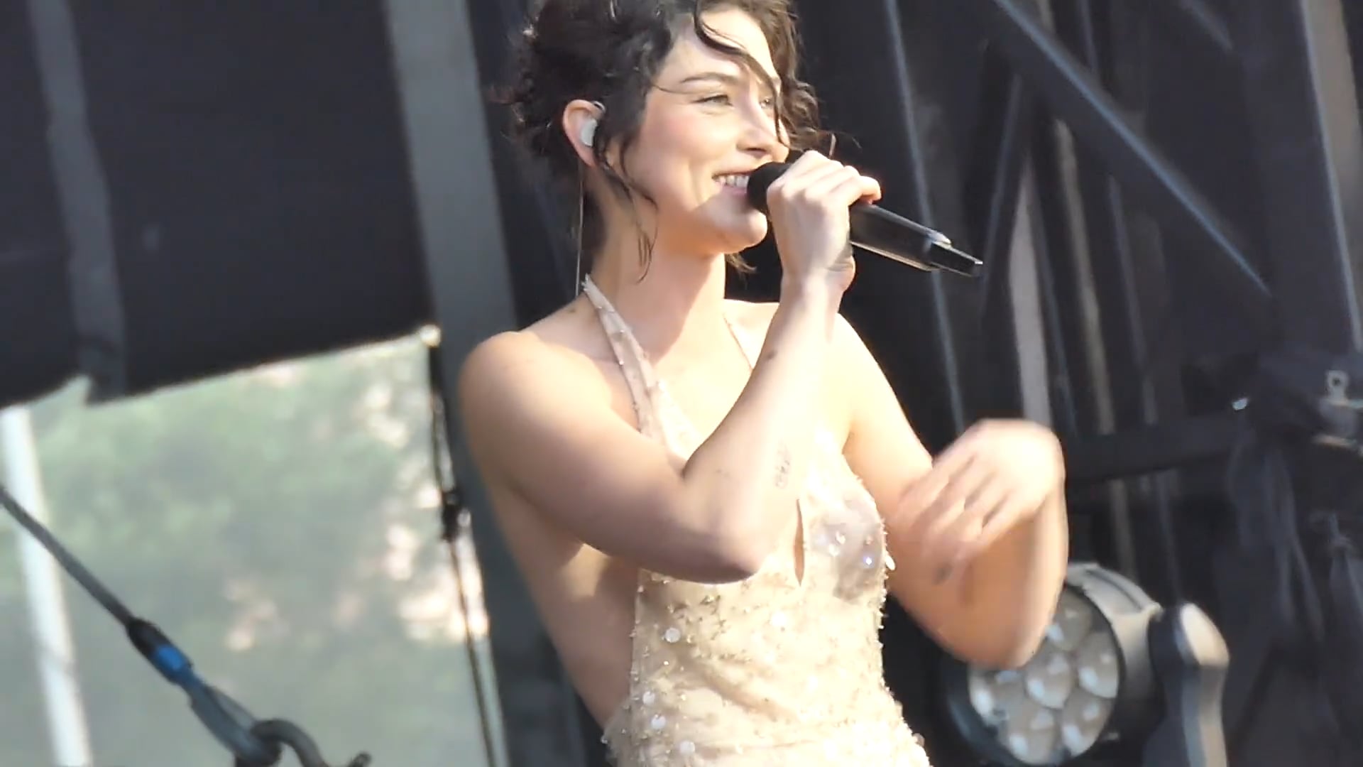 Gracie Abrams -  Lollapalooza 2025 (4)
