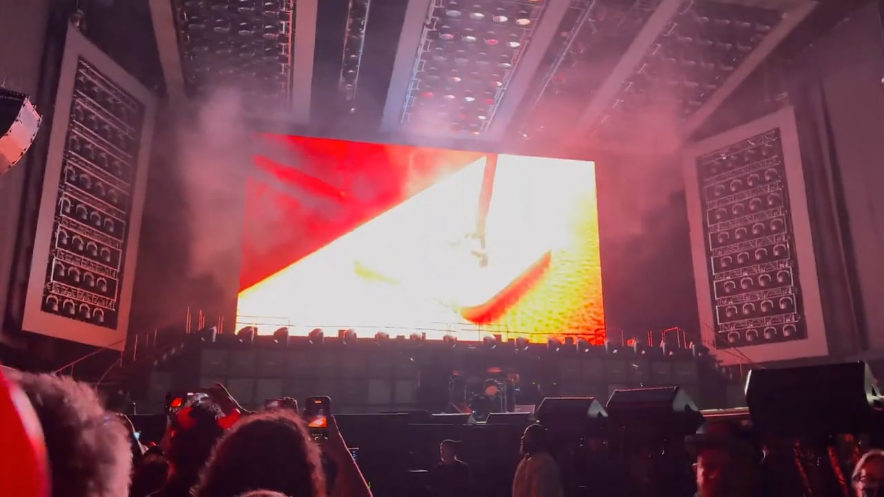 AC_DC-Rose-Bowl-2025-2
