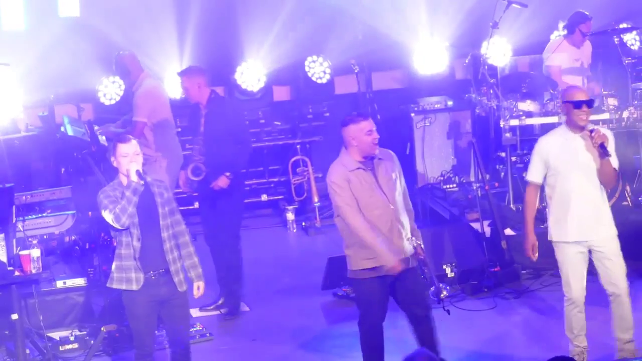 UB40 Ridgefield Playhouse 2025 (3)
