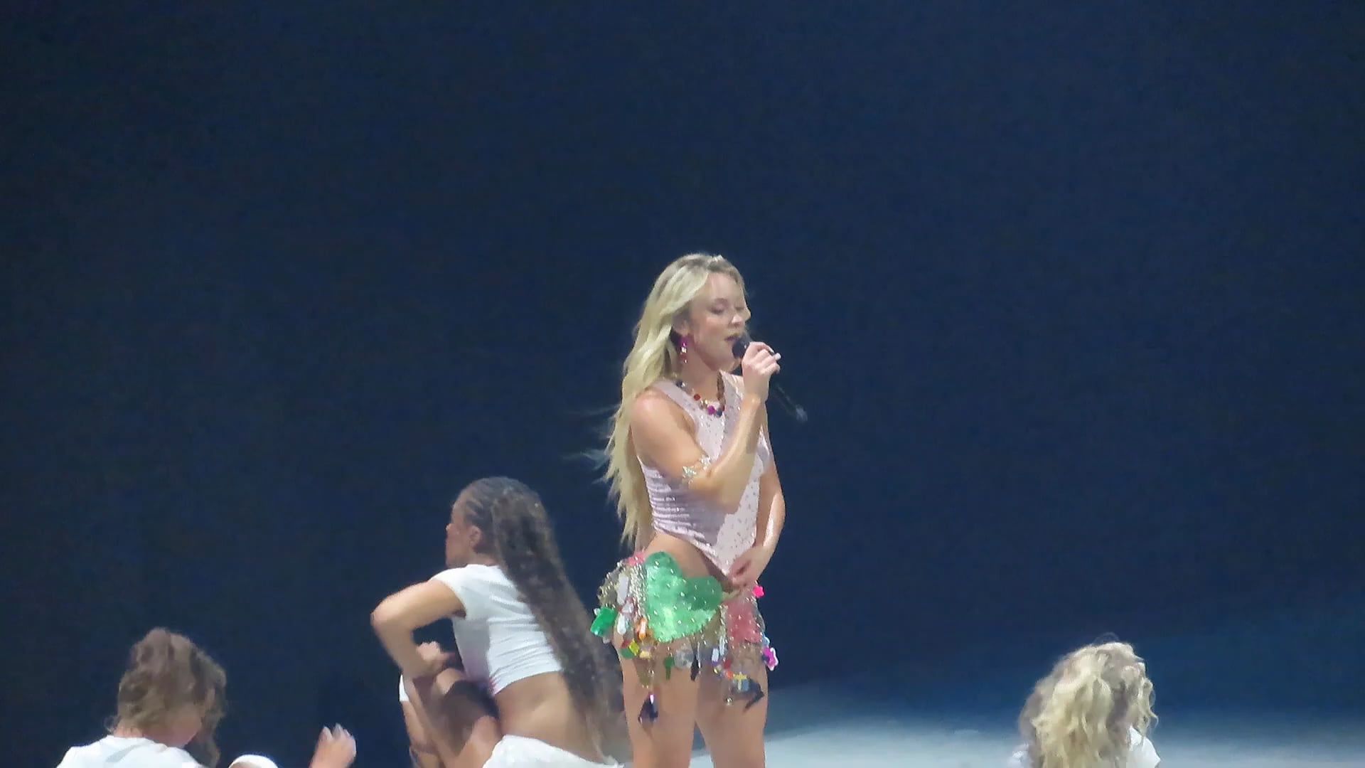 Zara Larsson - Orlando 2025 (7)
