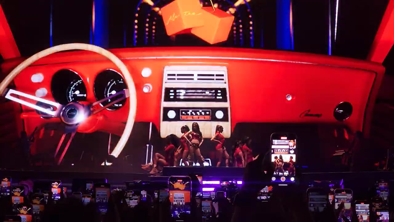 Jennie-Coachella-2025-3
