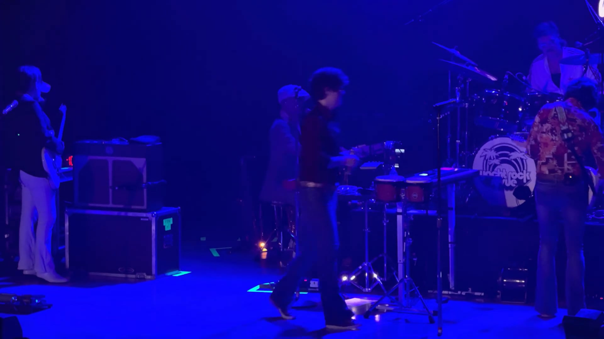 Yacht Rock Revue (3)
