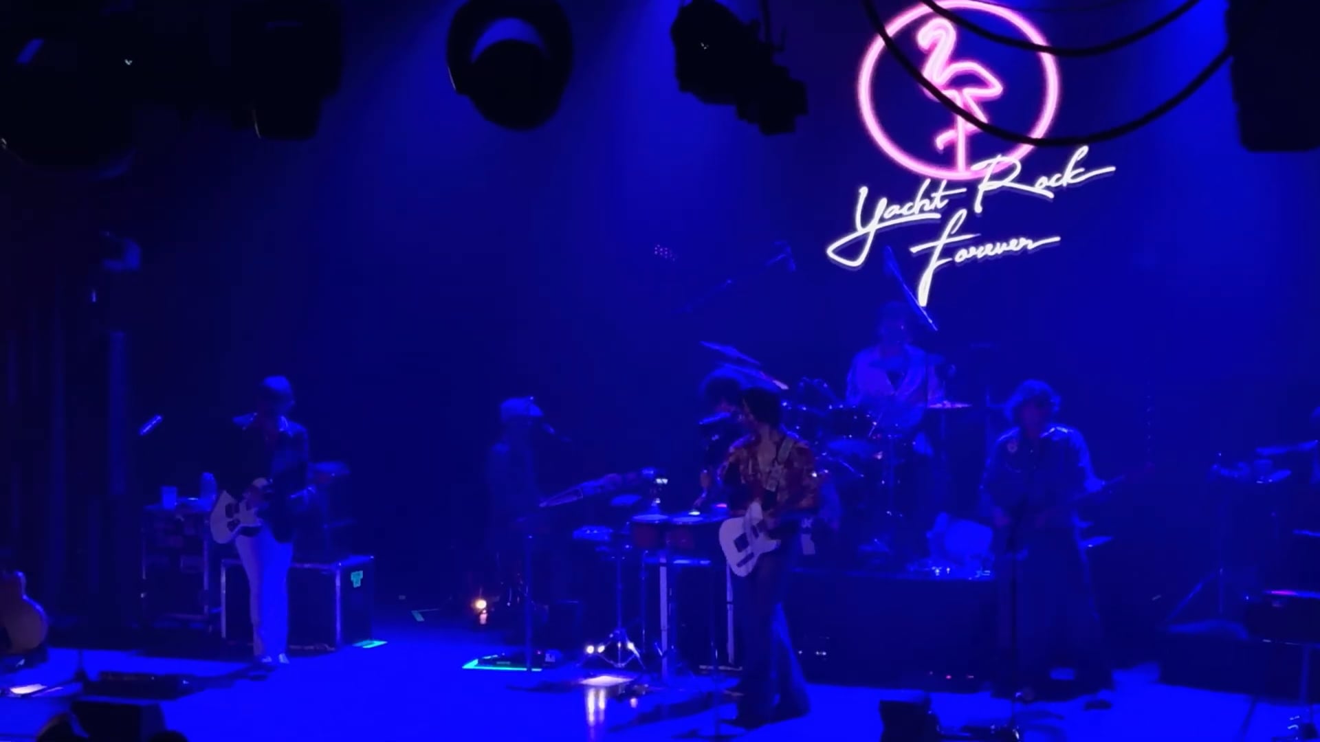 Yacht Rock Revue (4)
