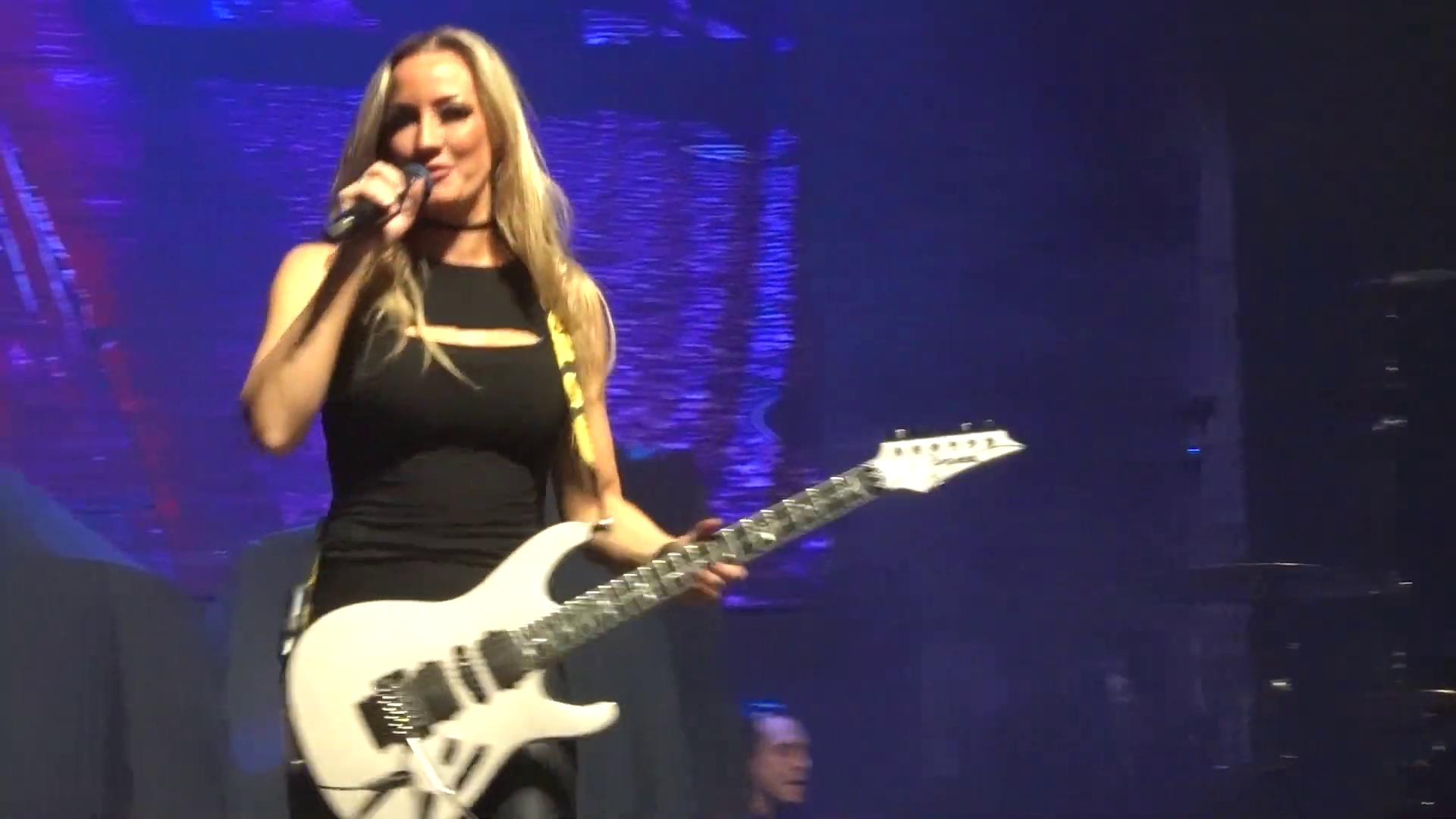 Nita Strauss Houston 2025 (9)
