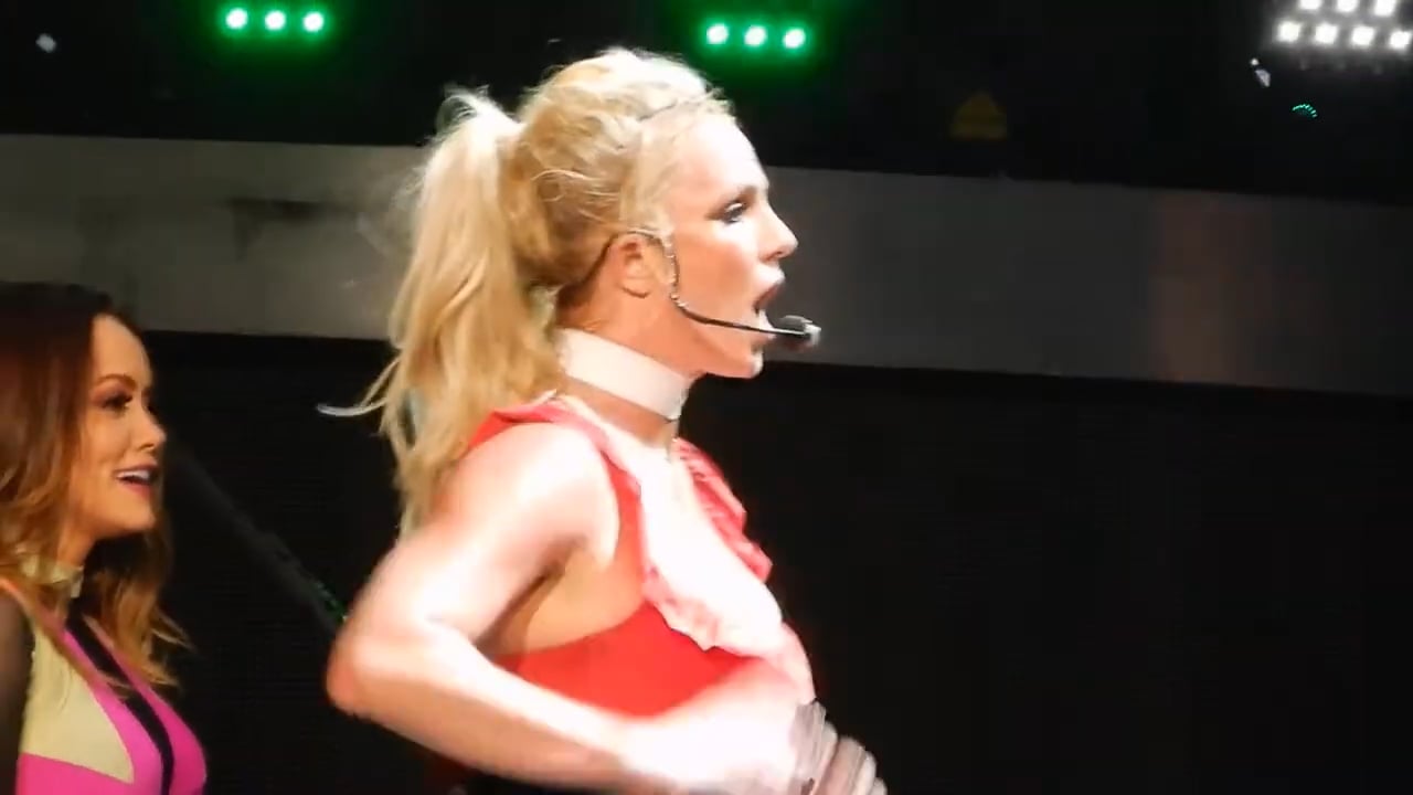 Britney Spears – Radio City Music Hall, July 24th, 2018 (7)
