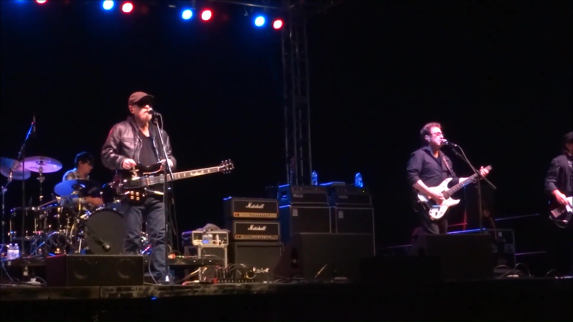 Blue Oyster Cult (8)
